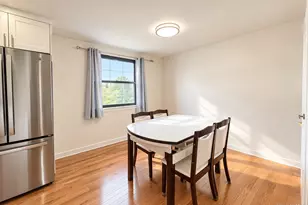 136-04 68th Dr, Kew Gardens, NY 11367 - Photo 9