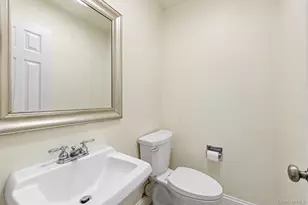 74 View St W, Greenwich, CT 06830 - Photo 9