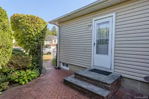 1296 Leslie Ln, Bellmore, NY 11710 - Photo 3