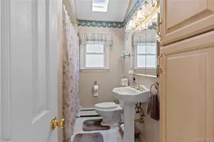 1296 Leslie Ln, Bellmore, NY 11710 - Photo 39