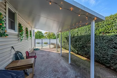 1296 Leslie Lane, Bellmore, NY 11710 - Photo 5