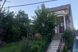 85-25 Kendrick Pl, Jamaica, NY 11432 - Photo 1