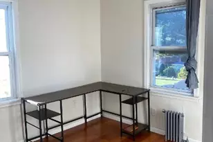 85-25 Kendrick Pl, Jamaica, NY 11432 - Photo 9
