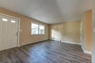 50 Fanning Blvd, Riverhead, NY 11901 - Photo 7