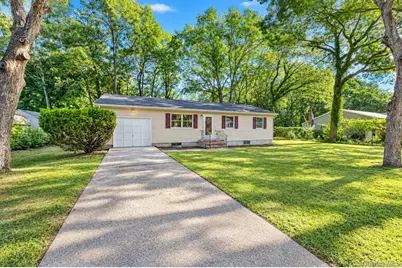 50 Fanning Boulevard, Riverhead, NY 11901 - Photo 1