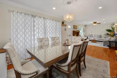 2014 Central Drive S, East Meadow, NY 11554 - Photo 7