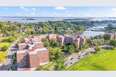230 Pelham Road #4L, New Rochelle, NY 10805 - Photo 25