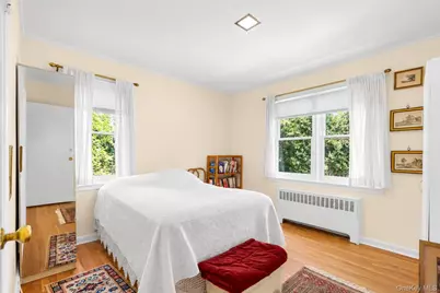 25 Manger Circle, Pelham, NY 10803 - Photo 25