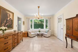 25 Manger Cir, Pelham, NY 10803 - Photo 9