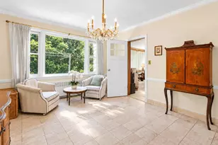 25 Manger Cir, Pelham, NY 10803 - Photo 11