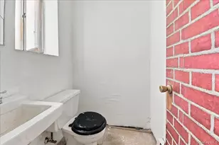 433 Howe Ave, Bronx, NY 10473 - Photo 17