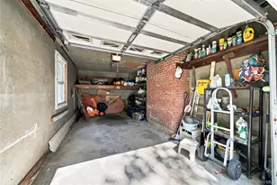 22 Shaw Dr, Merrick, NY 11566 - Photo 29