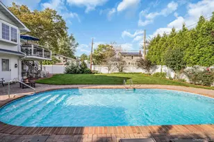 39 Pawnee Dr, Commack, NY 11725 - Photo 45