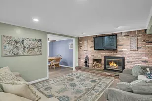 39 Pawnee Dr, Commack, NY 11725 - Photo 35