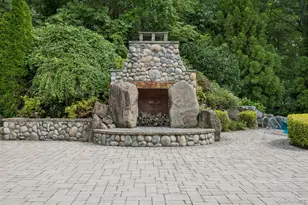4 The Commons, Cold Spring Harbor, NY 11724 - Photo 35