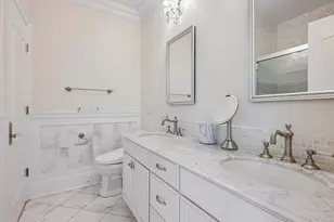 4 The Commons, Cold Spring Harbor, NY 11724 - Photo 23