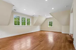 4 The Commons, Cold Spring Harbor, NY 11724 - Photo 27
