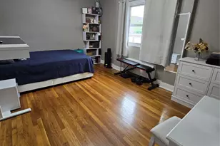 89-25 Shore Pkwy, Howard Beach, NY 11414 - Photo 7