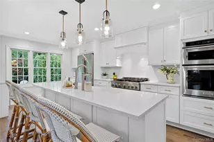 11 Cedar Pl, Garden City, NY 11530 - Photo 9