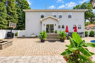 2021 Decatur Ave, North Bellmore, NY 11710 - Photo 43