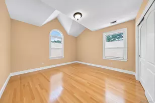 2021 Decatur Ave, North Bellmore, NY 11710 - Photo 29