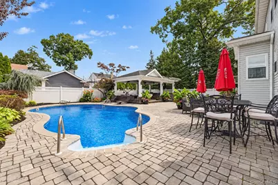 2021 Decatur Avenue, North Bellmore, NY 11710 - Photo 35