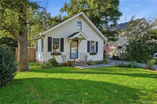 8 South Ave, Smithtown, NY 11787 - Photo 3