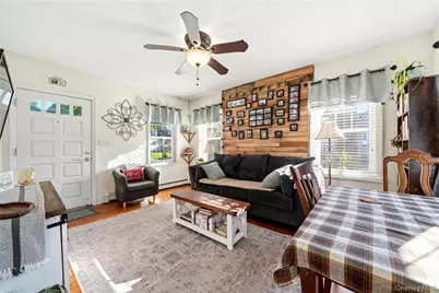 8 South Avenue, Smithtown, NY 11787 - Photo 7