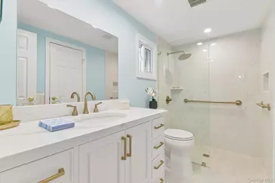 25 Beach Avenue, Port Jefferson, NY 11776 - Photo 15