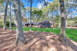 7 Canterbury Ct, East Setauket, NY 11733 - Photo 3