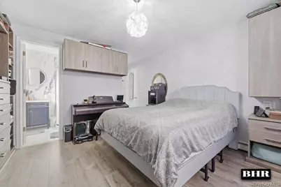 3360 Shore Parkway #4B, Brooklyn, NY 11235 - Photo 9