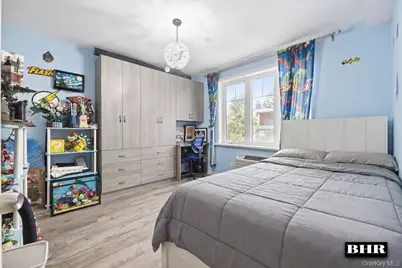 3360 Shore Parkway #4B, Brooklyn, NY 11235 - Photo 11
