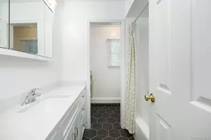 518 Manchester Rd, Yorktown Heights, NY 10598 - Photo 11
