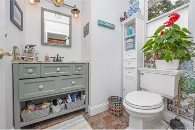 53 Thorne Street, Patchogue, NY 11772 - Photo 21
