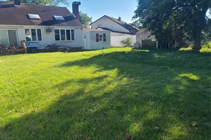 623 Nimrod Ct, North Babylon, NY 11703 - Photo 15