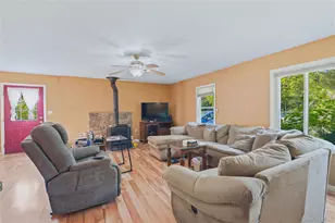 1207 Sawkill Rd, Kingston, NY 12401 - Photo 7