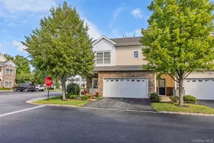 110 Millie CT, Patchogue, NY 11772 - Photo 3