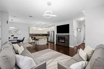 110 Millie Court, Patchogue, NY 11772 - Photo 11
