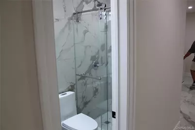 14518 106th Avenue, Jamaica, NY 11435 - Photo 25