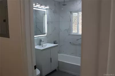 14518 106th Avenue, Jamaica, NY 11435 - Photo 7