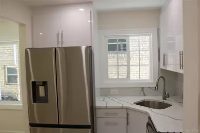14518 106th Avenue, Jamaica, NY 11435 - Photo 9