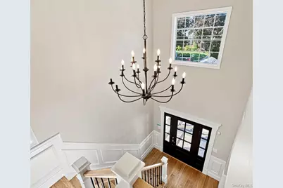 148 Latham Road, Mineola, NY 11501 - Photo 3