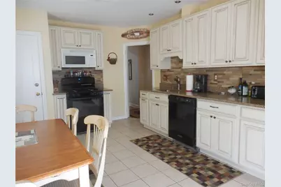 149 Rule Street, Franklin Square, NY 11010 - Photo 5