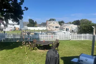 13 Flint Rd, Amityville, NY 11701 - Photo 11
