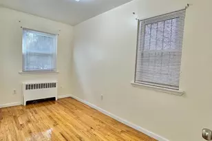 109-35 202nd St, Jamaica, NY 11412 - Photo 7
