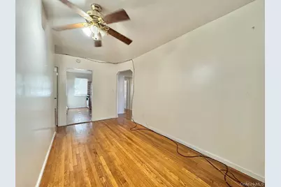 10935 202nd Street, Jamaica, NY 11412 - Photo 9
