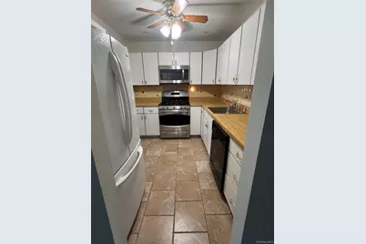21 Sandy Hill Road, Commack, NY 11725 - Photo 3
