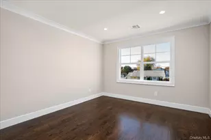 183 Park Ln, Massapequa, NY 11758 - Photo 17