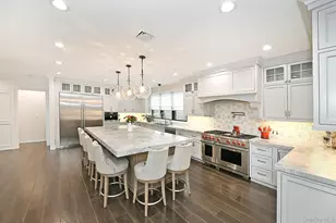 10 Yardley Dr, Dix Hills, NY 11746 - Photo 7