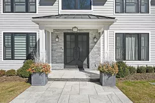 10 Yardley Dr, Dix Hills, NY 11746 - Photo 3
